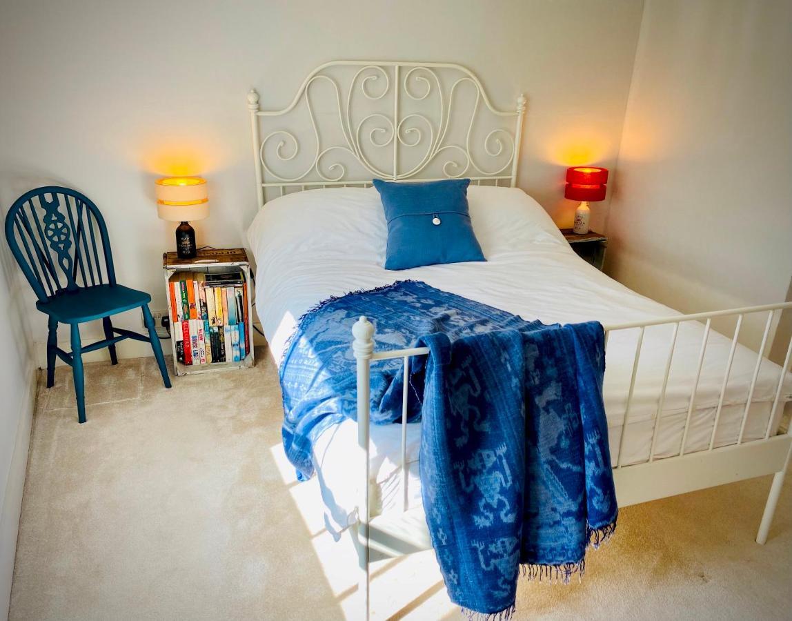 Pass The Keys Superbly Located Handsome Georgian Townhouse Shrewsbury Bagian luar foto