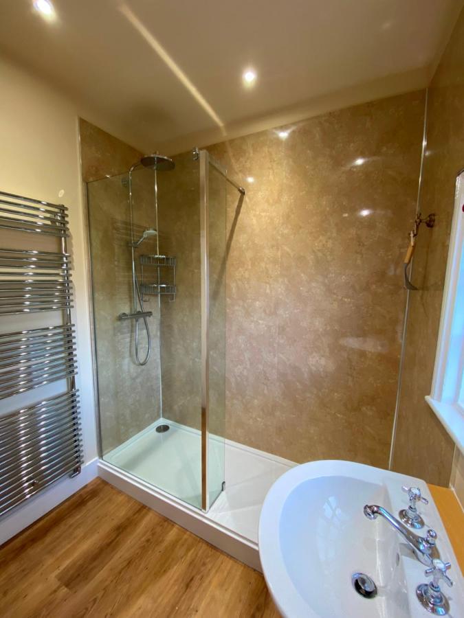 Pass The Keys Superbly Located Handsome Georgian Townhouse Shrewsbury Bagian luar foto